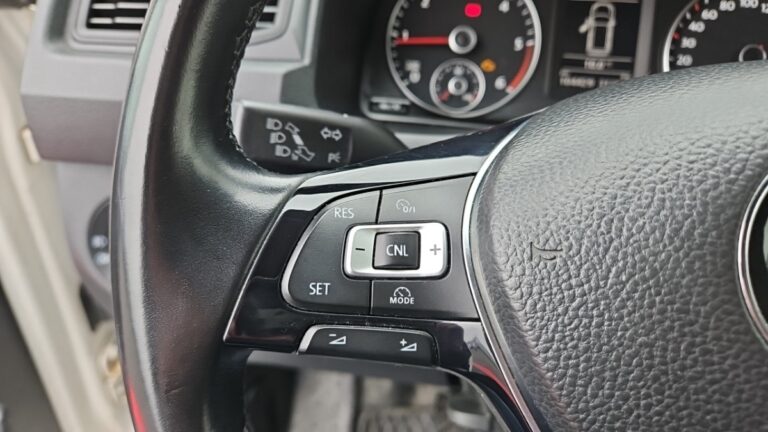 Volkswagen Caddy Van 2.0 TDI 122 4MOTION BVM6 BUSINESS LINE PLUS - Image 20 (July 7, 2026)