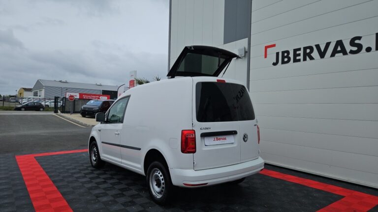 Volkswagen Caddy Van 2.0 TDI 122 4MOTION BVM6 BUSINESS LINE PLUS - Image 03 (July 7, 2026)