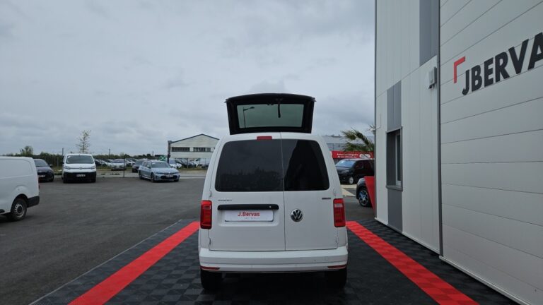 Volkswagen Caddy Van 2.0 TDI 122 4MOTION BVM6 BUSINESS LINE PLUS - Image 04 (July 7, 2026)