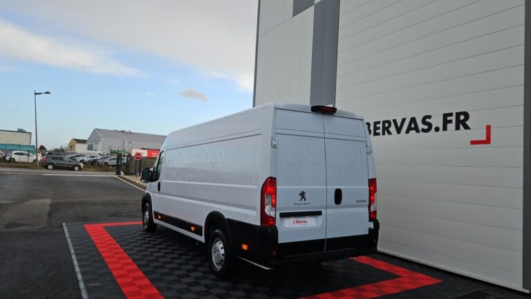 Peugeot Boxer FOURGON TOLE 435 BLUEHDI 140 SS ASPHALT - Image 03 (July 7, 2026)