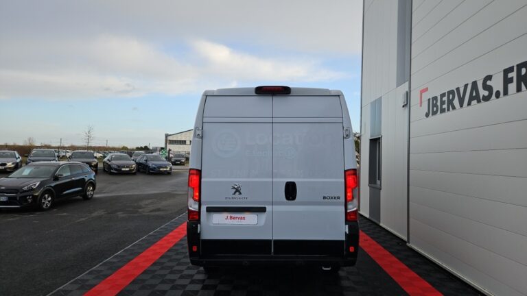 Peugeot Boxer FOURGON TOLE 435 BLUEHDI 140 SS ASPHALT - Image 04 (July 7, 2026)
