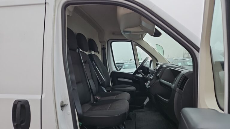 Peugeot Boxer TOLE 333 BLUEHDI 140 SS ASPHALT - Image 11 (July 7, 2026)