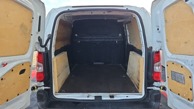 Citroën Berlingo VAN M 1000 BLUEHDI 130 SS BVM6 WORKER - Image 09 (July 7, 2026)