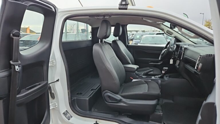 Ford Ranger SUPER CABINE 2.0 ECOBLUE 170 CH SS BVA6 4X4 XLT - Image 10 (July 7, 2026)