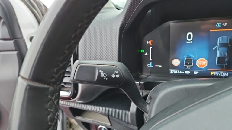 Ford Ranger SUPER CABINE 2.0 ECOBLUE 170 CH SS BVA6 4X4 XLT - Image 19 (July 7, 2026)