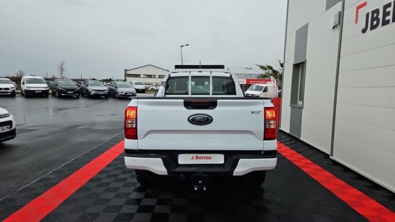 Ford Ranger SUPER CABINE 2.0 ECOBLUE 170 CH SS BVA6 4X4 XLT - Image 04 (July 7, 2026)