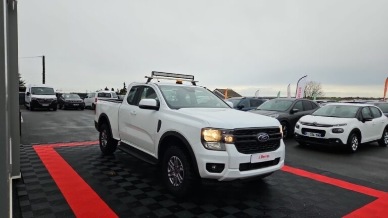 Ford Ranger SUPER CABINE 2.0 ECOBLUE 170 CH SS BVA6 4X4 XLT - Image 06 (July 7, 2026)