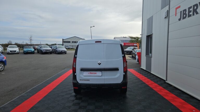 Renault Express Van BLUE DCI 95 – 22 CONFORT - Image 04 (July 7, 2026)