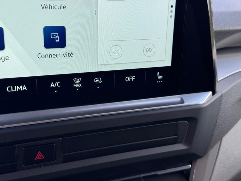 Volkswagen Transporter PROCAB 2.0 TDI 170 BVA8 BUSINESS – 4P - Image 19 (July 7, 2026)