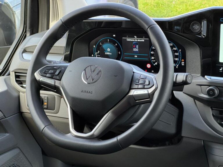 Volkswagen Transporter PROCAB 2.0 TDI 170 BVA8 BUSINESS – 4P - Image 07 (July 7, 2026)