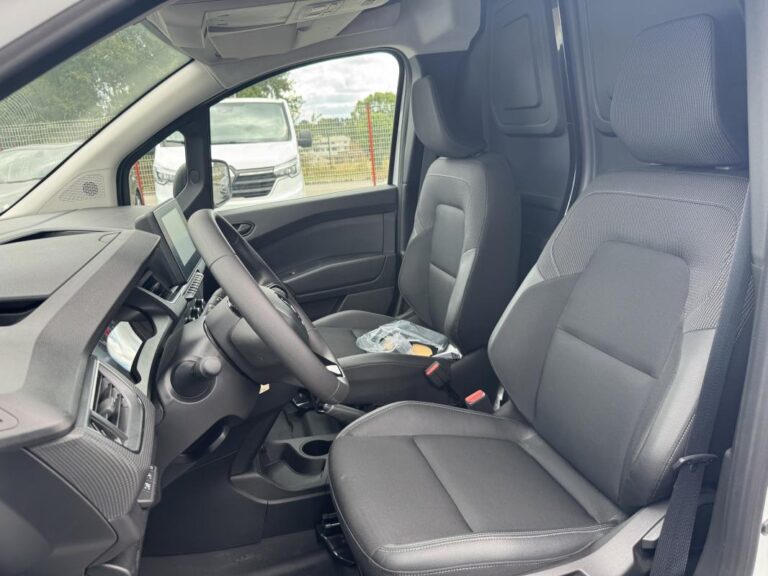 Renault Kangoo Van L2 BLUE DCI 115 GRAND CONFORT – CAISSE ISOTHERME - Image 11 (July 7, 2026)