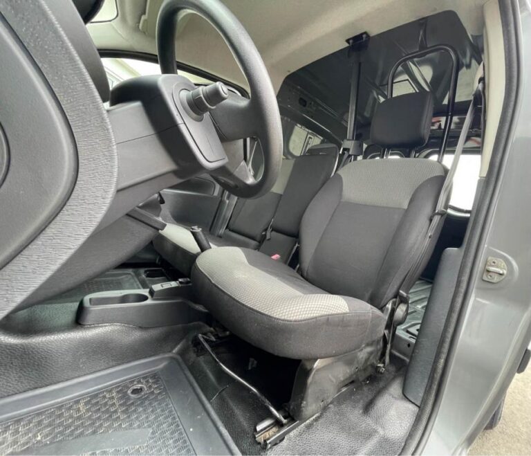 Renault Kangoo II Express Compact Phase 2 (VU) 75 ch GARANTIE 6 MOIS - Image 11 (July 7, 2026)