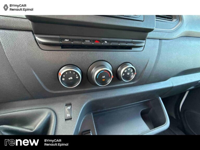 Renault Master FOURGON FGN TRAC F3500 BLUE DCI 135 CONFORT - Image 19 (July 7, 2026)
