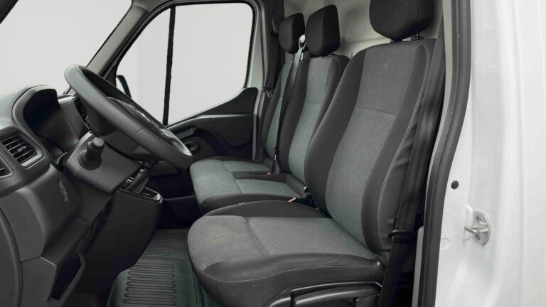 Renault Master FOURGON FGN TRAC F3500 BLUE DCI 135 CONFORT - Image 11 (July 7, 2026)