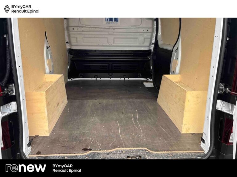 Renault Trafic FOURGON FGN 3000 KG BLUE DCI 130 CONFORT - Image 13 (July 7, 2026)