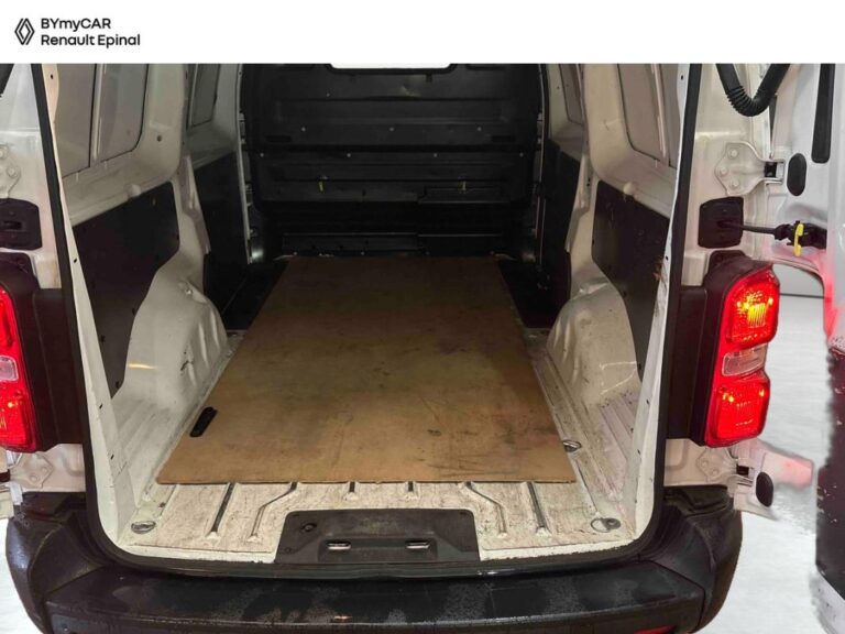 Toyota PROACE FOURGON MY20 LONG 2.0L 120 D-4D BVM6 MOTEUR NEUF 01/2026 BUSINESS - Image 13 (July 7, 2026)