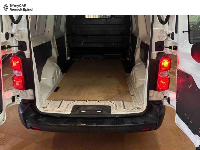 Toyota PROACE FOURGON MY20 LONG 2.0L 120 D-4D BVM6 MOTEUR NEUF 01/2026 BUSINESS - Image 15 (July 7, 2026)