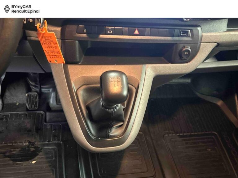 Toyota PROACE FOURGON MY20 LONG 2.0L 120 D-4D BVM6 MOTEUR NEUF 01/2026 BUSINESS - Image 16 (July 7, 2026)