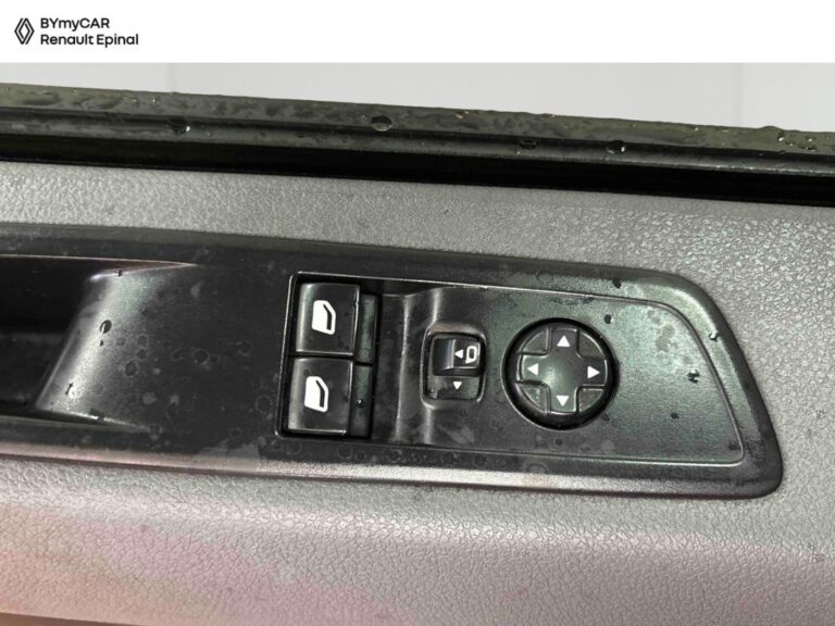 Toyota PROACE FOURGON MY20 LONG 2.0L 120 D-4D BVM6 MOTEUR NEUF 01/2026 BUSINESS - Image 18 (July 7, 2026)