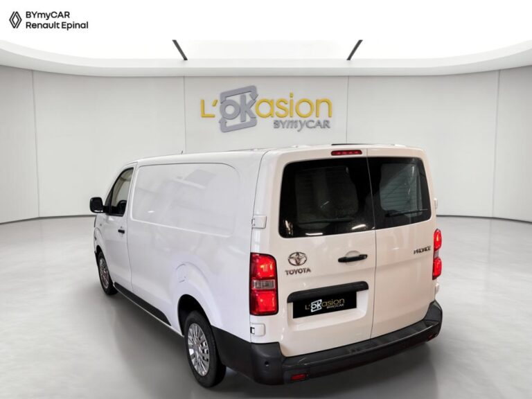 Toyota PROACE FOURGON MY20 LONG 2.0L 120 D-4D BVM6 MOTEUR NEUF 01/2026 BUSINESS - Image 03 (July 7, 2026)