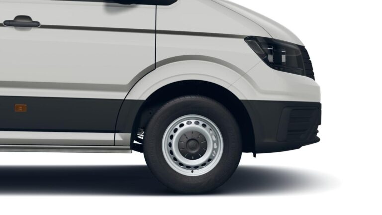 Volkswagen Crafter VAN 35 2.0 TDI 140 CH BVA8 BUSINESS - Image 05 (July 7, 2026)