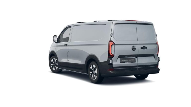Volkswagen Transporter VAN 2.0 TDI 170 BVA8 4MOTION BUSINESS - Image 03 (July 7, 2026)