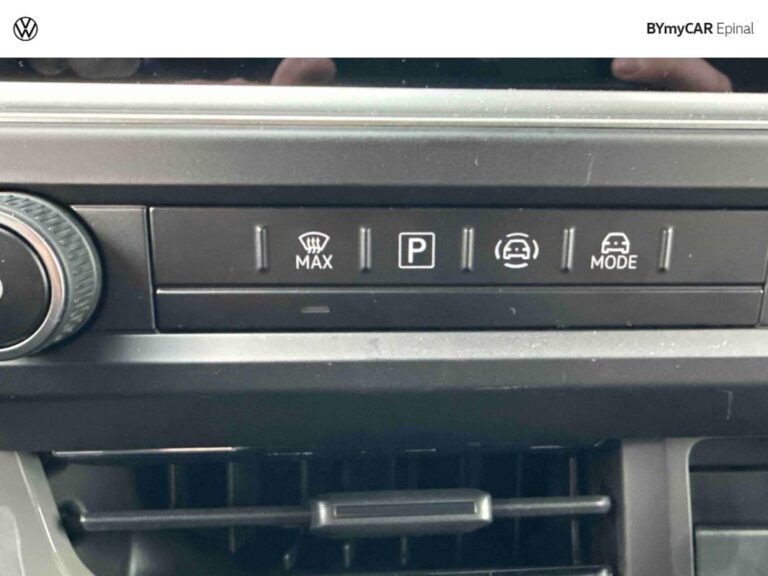 Volkswagen Transporter VAN 2.0 TDI 150 BVA8 BUSINESS PANAMERICANA - Image 16 (July 7, 2026)