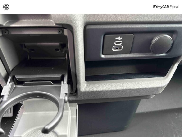 Volkswagen Transporter VAN 2.0 TDI 150 BVA8 BUSINESS PANAMERICANA - Image 17 (July 7, 2026)