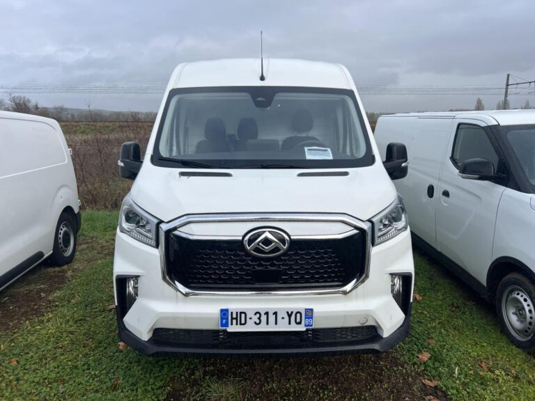 Maxus Deliver 9 E-DELIVER9 FOURGON DOUBLE PORTE 72 KWH - Image 04 (July 7, 2026)