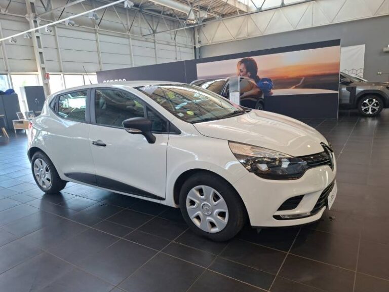 Renault Clio SOCIETE DCI 75 ENERGY E6C AIR - Image 07 (July 7, 2026)