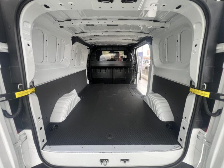Maxus DELIVER7 E- FOURGON 77 KWH - Image 10 (July 7, 2026)