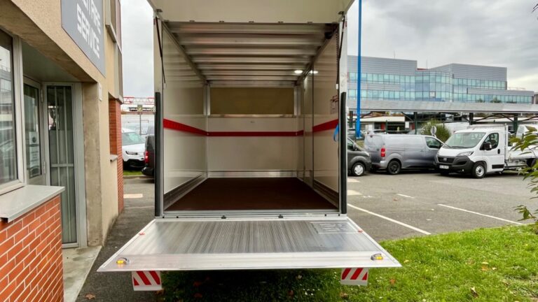 Fiat Ducato III 2.2 180CH S&S 3.5T MAXI L3 P Prem Connec - Image 09 (July 7, 2026)