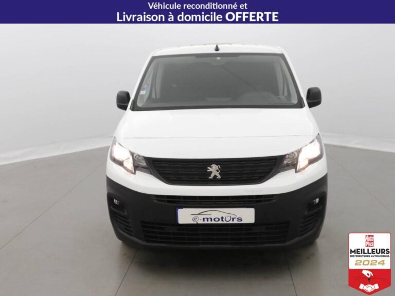Peugeot Partner FOURGON STANDARD 650 KG ESSENCE 110 PREMIU - Image 02 (July 7, 2026)