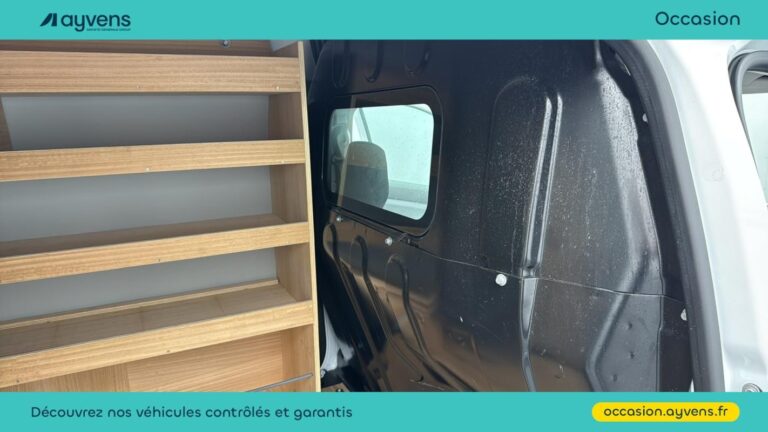 Renault Express Van 1.3 TCe 100ch Confort - Image 09 (July 7, 2026)
