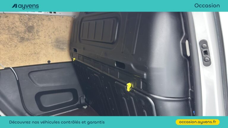 Peugeot Partner Standard 1000kg BlueHDi 100ch S&S Asphalt - Image 07 (July 7, 2026)