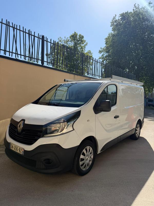 Renault Trafic 1.6 DCI 90 CH TVA récupérable - Image 01 (July 7, 2026)