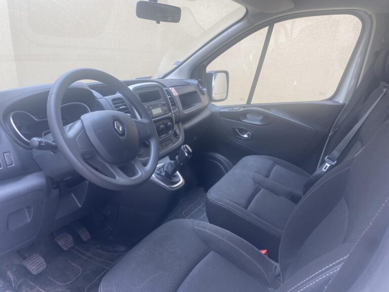 Renault Trafic III 1.6 DCI pack électrique faible Kms - Image 07 (July 7, 2026)