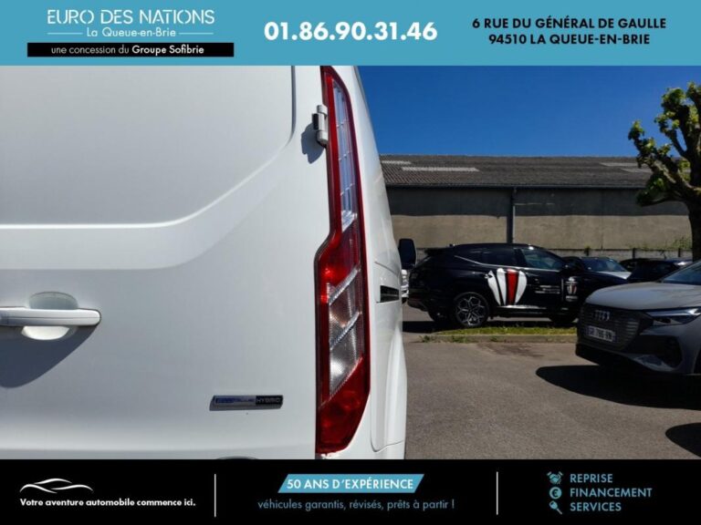 Ford Transit Custom FOURGON 280 2.0 ECOBLUE 130 MHEV LIMITED - Image 17 (July 7, 2026)