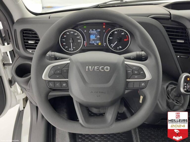 Iveco Daily III 35C18HA8 4100 3.0 180ch Caisse 20m³ Tout - Image 13 (July 8, 2026)