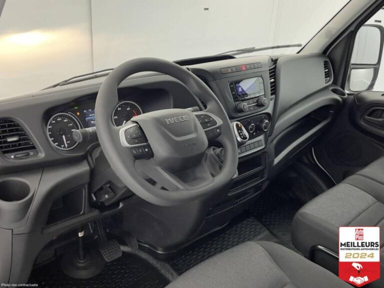 Iveco Daily III 35C18HA8 4100 3.0 180ch Caisse 20m³ Tout - Image 06 (July 8, 2026)