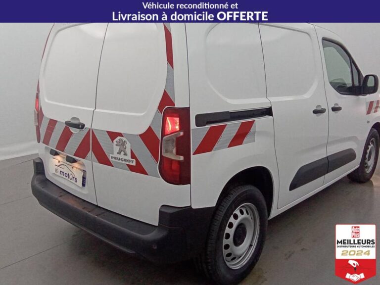 Peugeot Partner FOURGON STANDARD 650 KG ESSENCE 110 PREMIU - Image 10 (July 8, 2026)
