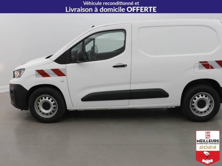 Peugeot Partner FOURGON STANDARD 650 KG ESSENCE 110 PREMIU - Image 08 (July 8, 2026)