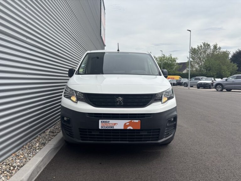 Peugeot Partner 1.5L 100ch Premium 650Kg M 11 240€ HT - Image 02 (July 8, 2026)