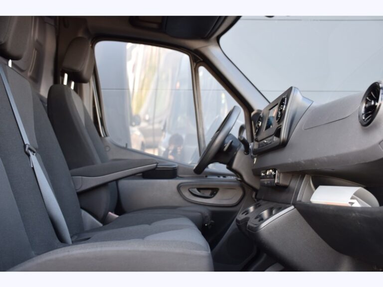 Mercedes Sprinter 314 CDI 43SL / 15,5m3 – 33 990 € HT - Image 04 (July 8, 2026)