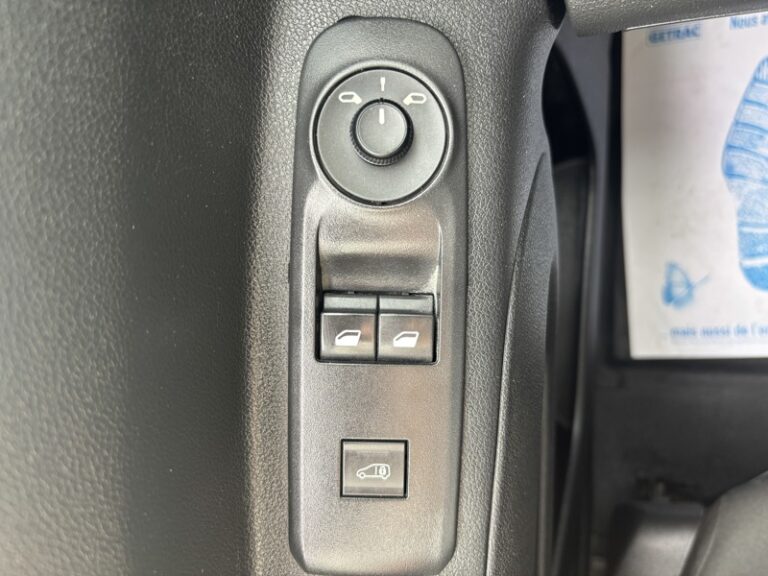 Peugeot Partner 1.5L 100ch Premium 650Kg M 11 240€ HT - Image 19 (July 8, 2026)