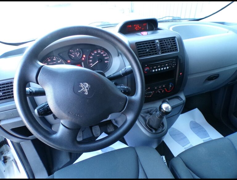 Peugeot Expert HDI 120 BVM - Image 09 (July 8, 2026)