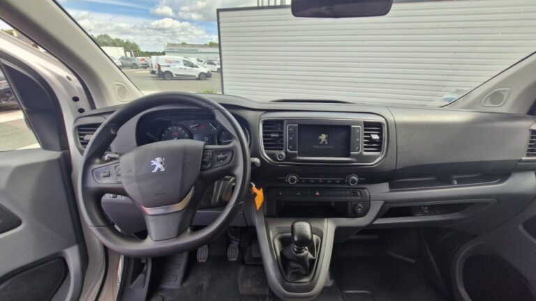 Peugeot Expert Long 2.0 BlueHDI 120 Premium - Image 07 (July 8, 2026)