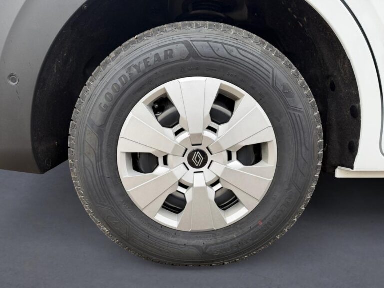 Renault Master IV VAN FOURGON DCI BLUE 150 EXTRA TRAC 3T5 - Image 14 (July 8, 2026)