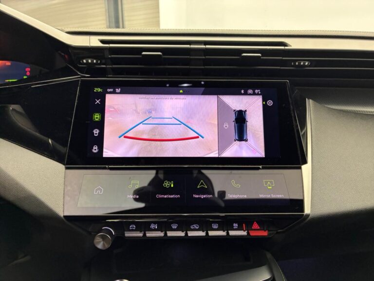 Peugeot 308 BlueHDi 130ch S&S EAT8 GT Pack - Image 13 (July 8, 2026)