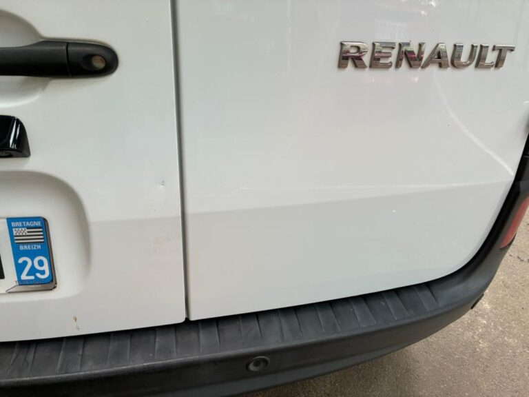 Renault Kangoo Express BLUE DCI 95 EXTRA R-LINK - Image 15 (July 8, 2026)
